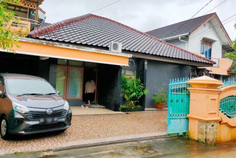 RUMAH JALAN CENDAWAN SEKIP PALEMBANG (2)