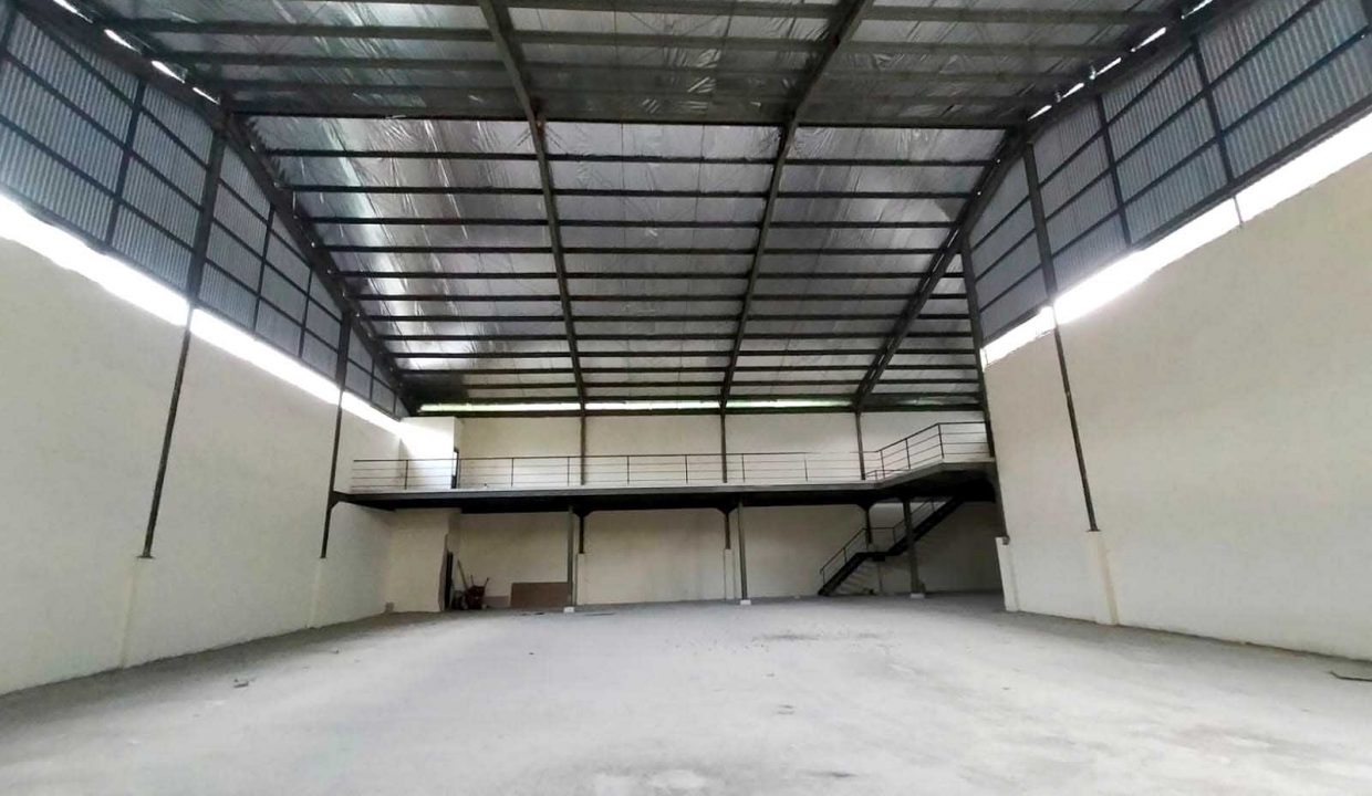 Gudang Disewakan Lokasi di Jl. Perintis Kemerdekaan (1)