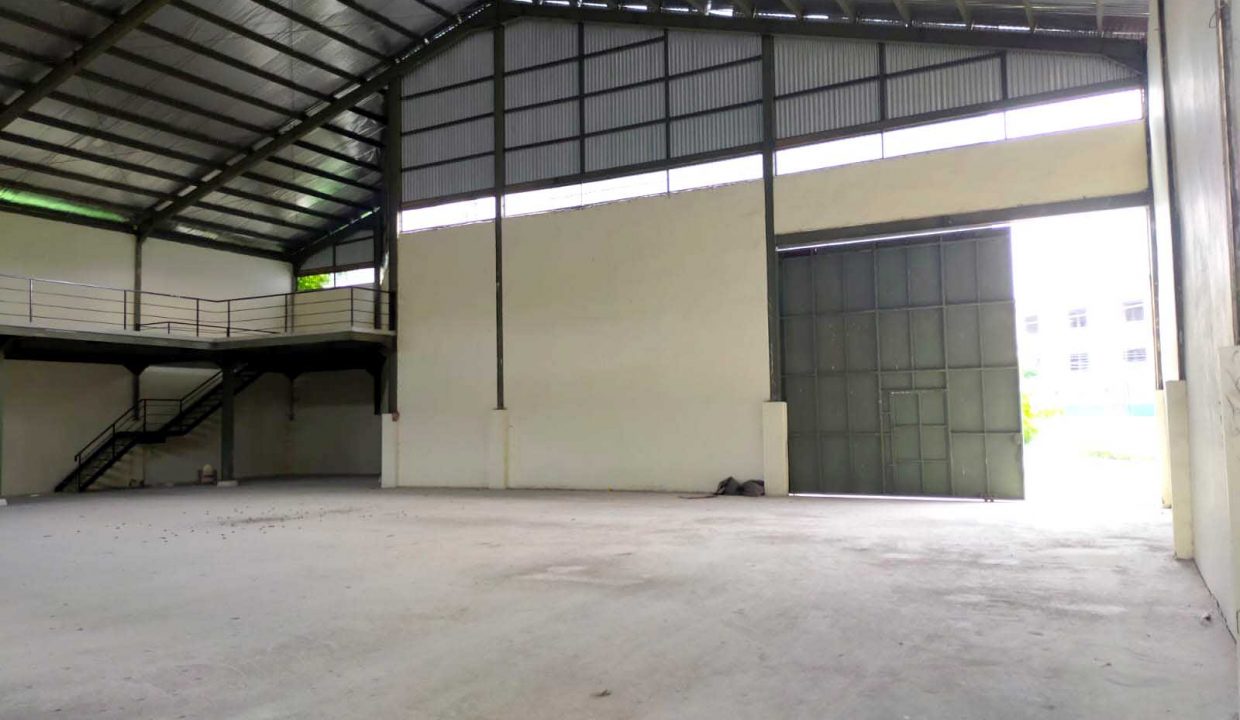 Gudang Disewakan Lokasi di Jl. Perintis Kemerdekaan (4)