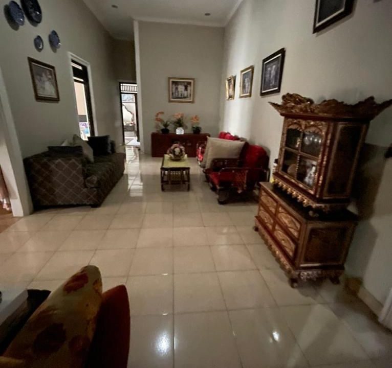 Jual Rumah Mewah dan Cantik (8)