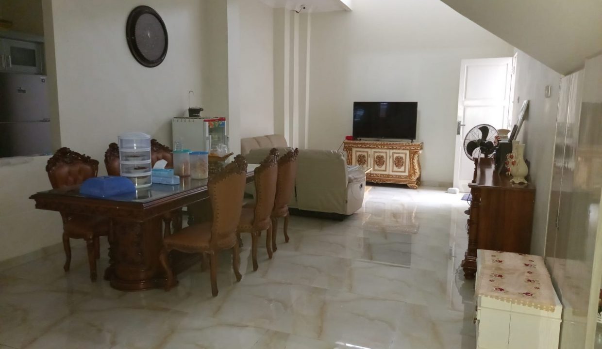 Dijual Rumah Mewah 2 lantai di komplek PU Sukamaju (4)