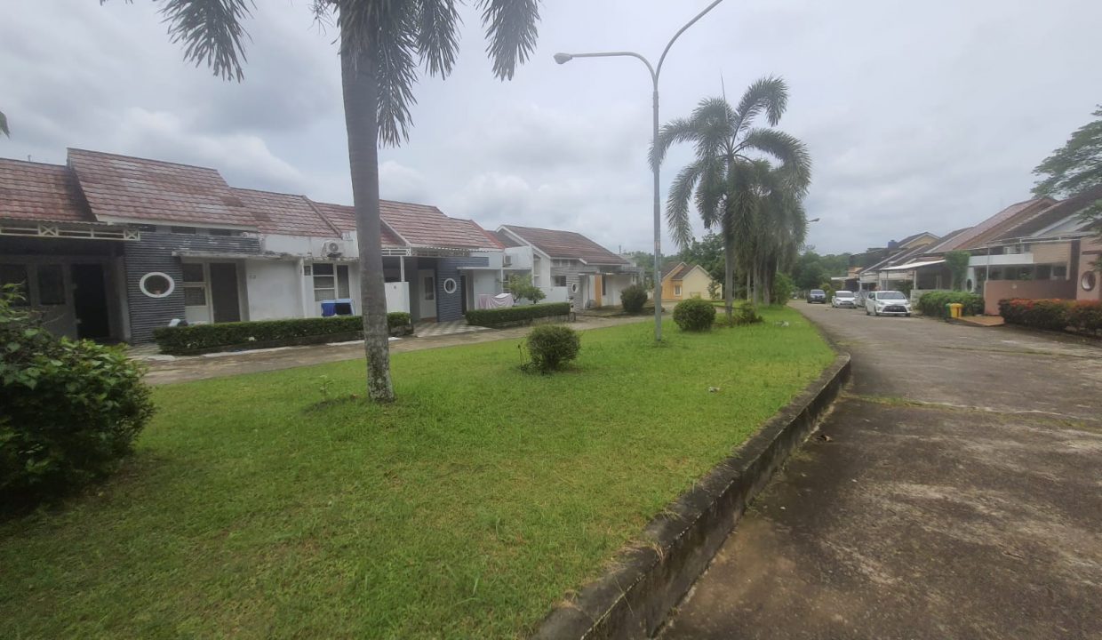 Komplek Taman Kumala Berlian (12)