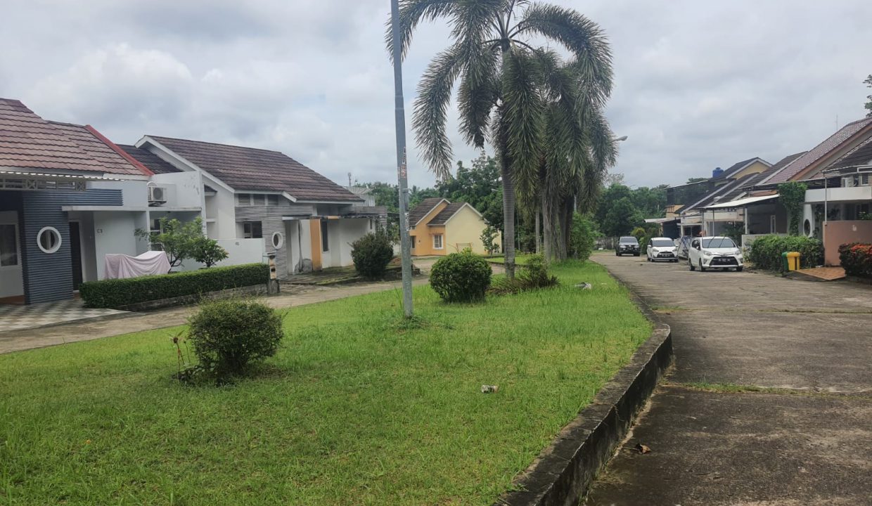 Komplek Taman Kumala Berlian (9)