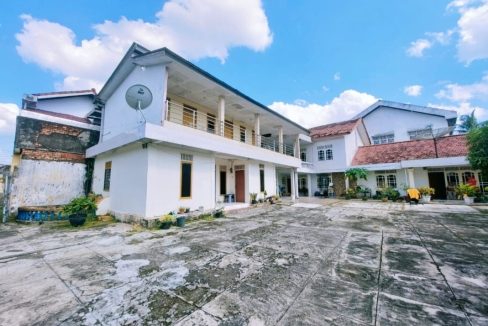 DIJUAL RUMAH DENGAN KOS KOSAN BELAKANG HOTEL AMARIS PALEMBANG (0,2)