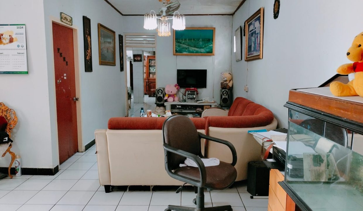 DIJUAL RUMAH DENGAN KOS KOSAN BELAKANG HOTEL AMARIS PALEMBANG (3)