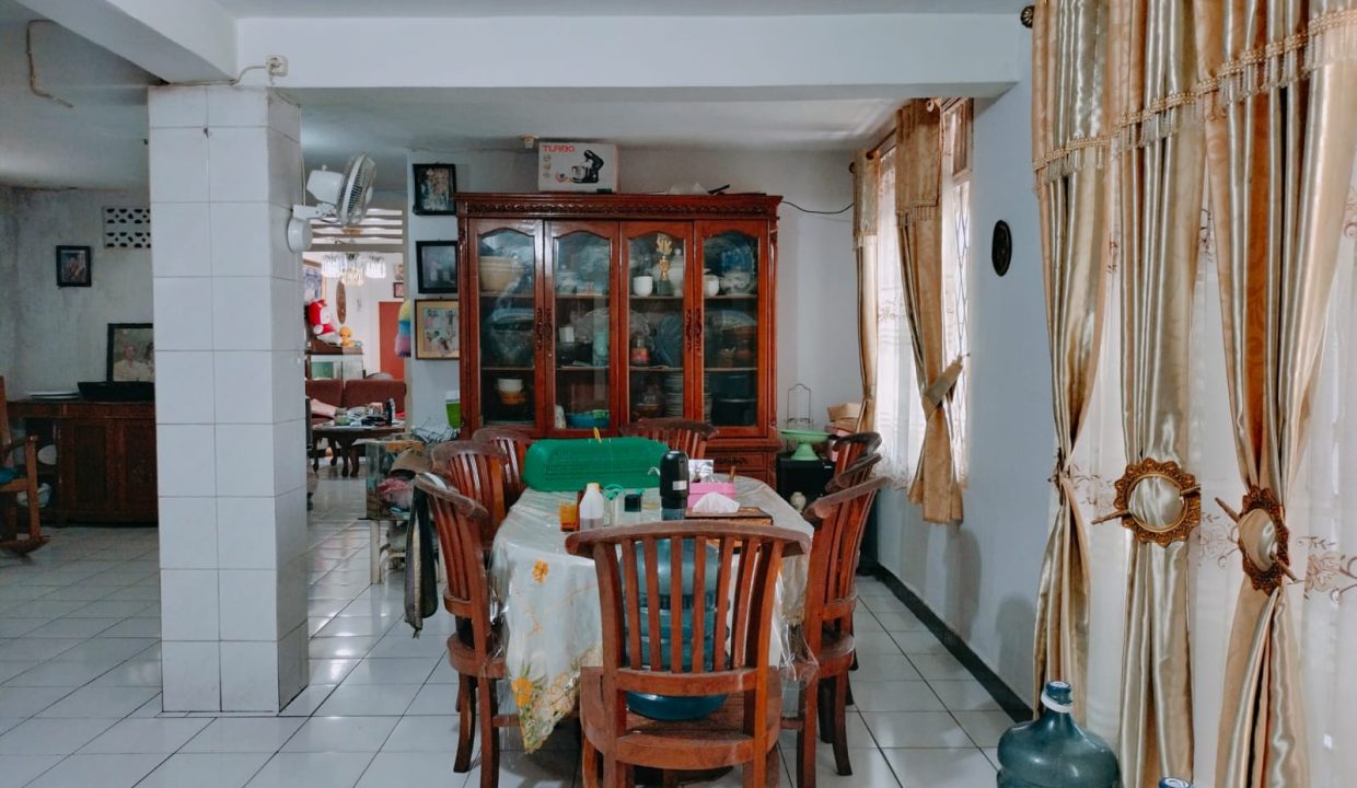 DIJUAL RUMAH DENGAN KOS KOSAN BELAKANG HOTEL AMARIS PALEMBANG (6)
