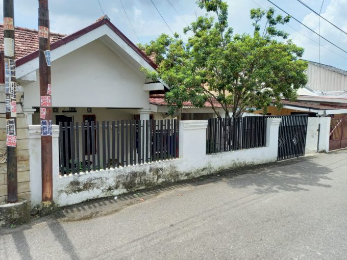 Dijual Rumah Jalan Inspektur Marzuki Pakjo Palembang