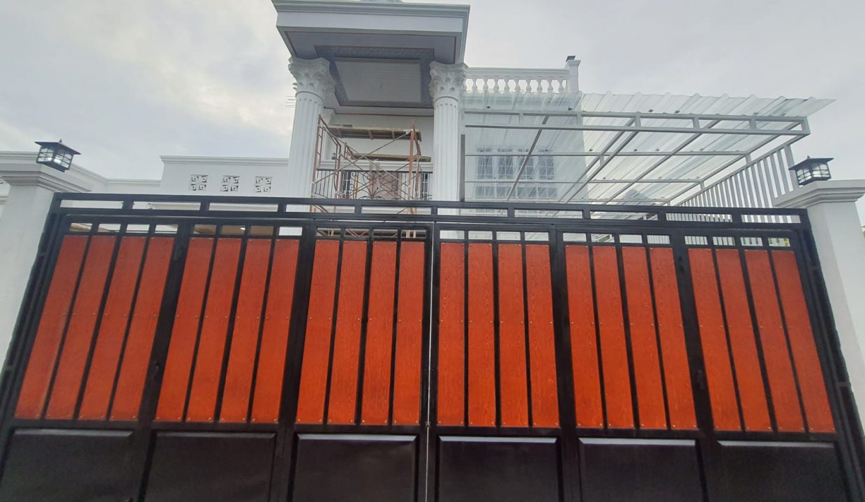 Dijual Rumah Pakjo Belakang Hotel Amaris Palembang (1,2)