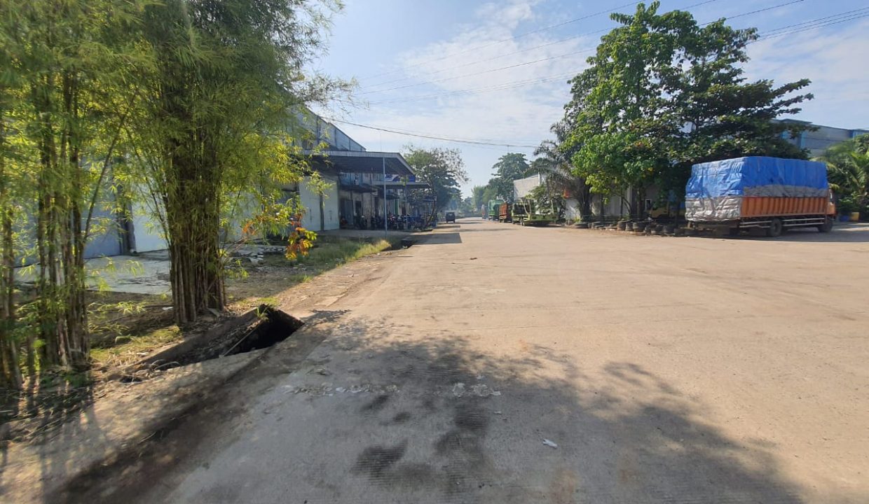DIjual gudang komplek palembang star (6)