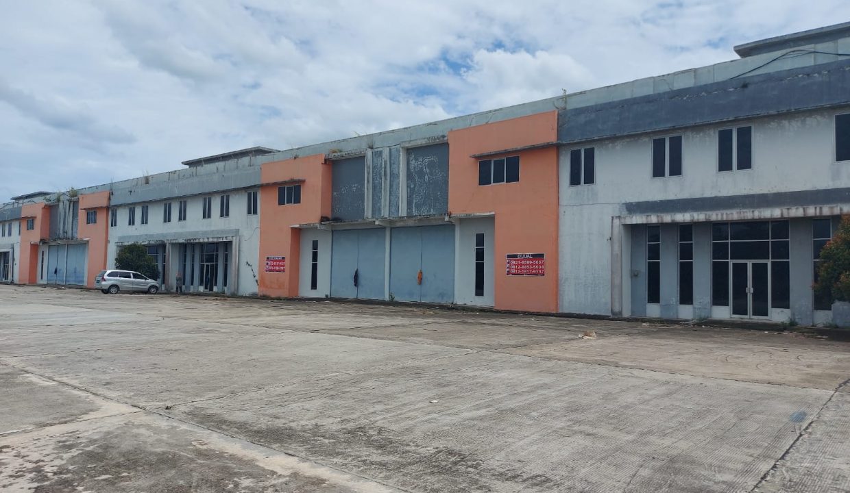 DiJual Sewakan 2 unit Gudang Besar Gandeng di Komplek Pergudangan Palembang Star 2 Jln Tanjung Api Api KM 10 Banyuasin (4)