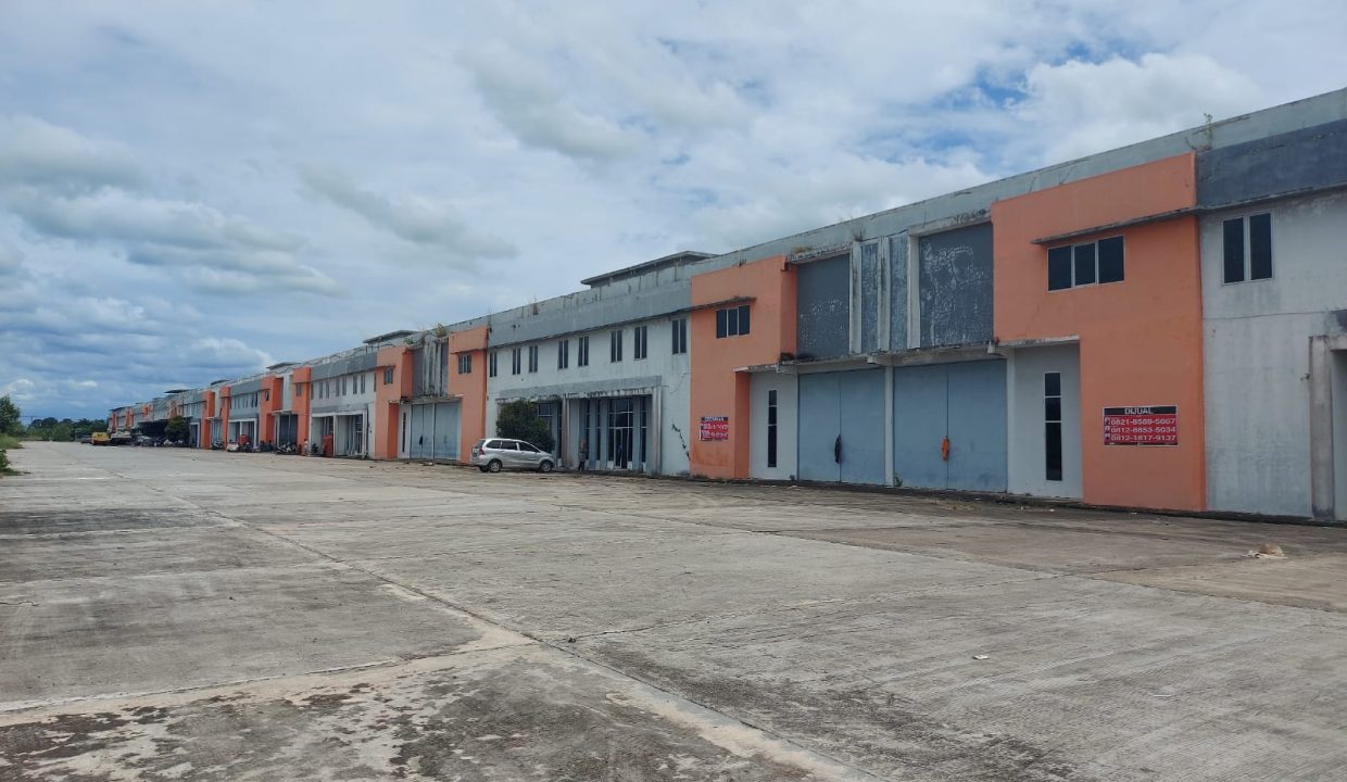 DiJual Sewakan 2 unit Gudang Besar Gandeng di Komplek Pergudangan Palembang Star 2 Jln Tanjung Api Api KM 10 Banyuasin (5)