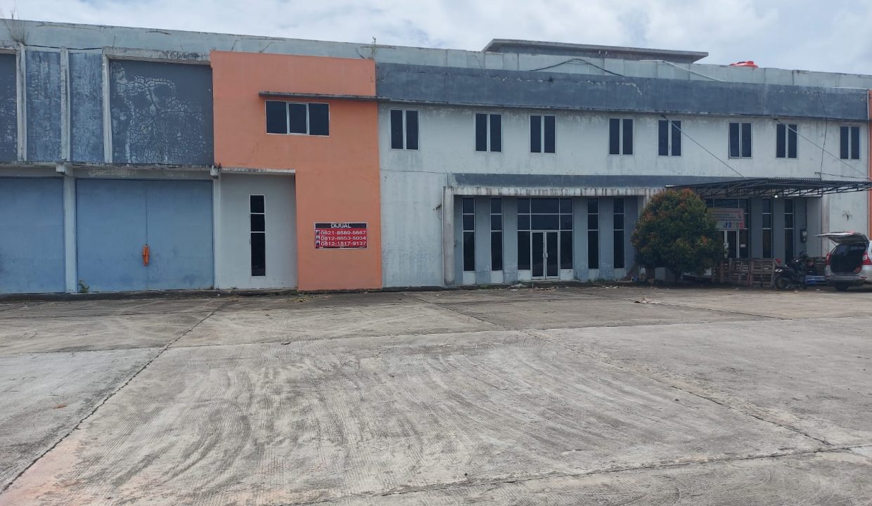 DiJual Sewakan 2 unit Gudang Besar Gandeng di Komplek Pergudangan Palembang Star 2 Jln Tanjung Api Api KM 10 Banyuasin (6)