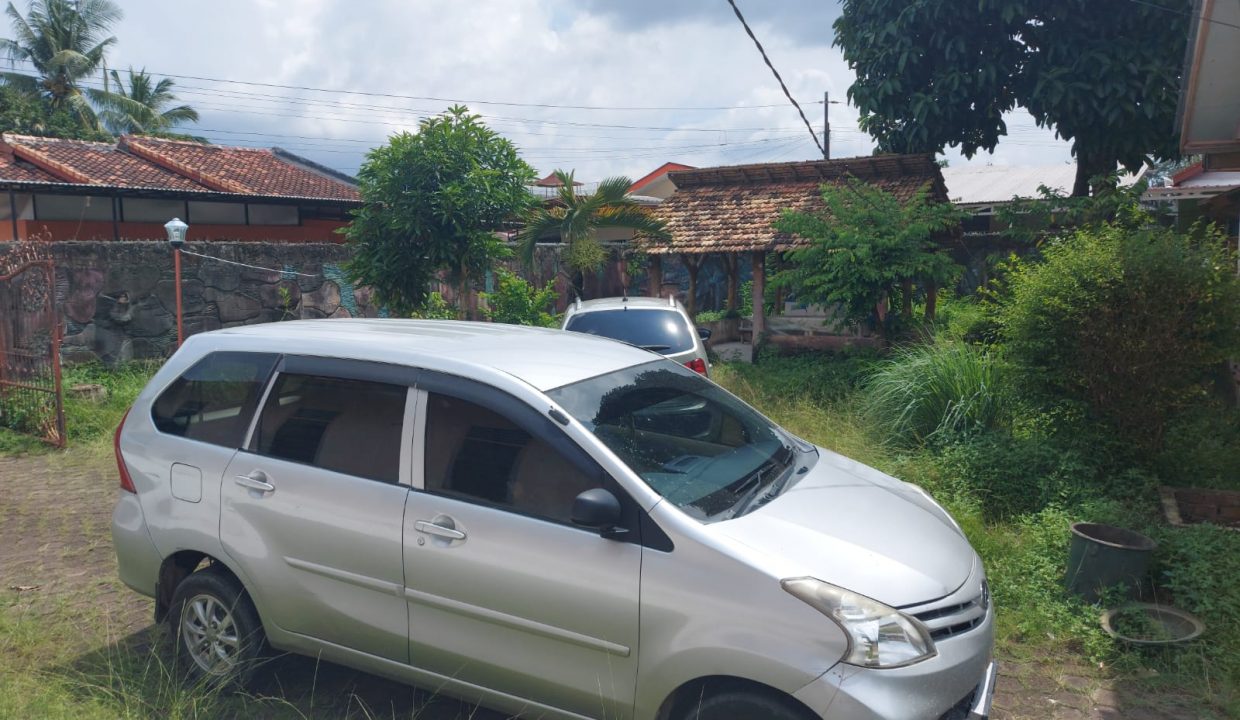 Dijual Tanah Luas Bonus Rumah di Jl Kelapa Puyuh 1 samping Bukit Palm Residence Saptamarga Palembang. (10)