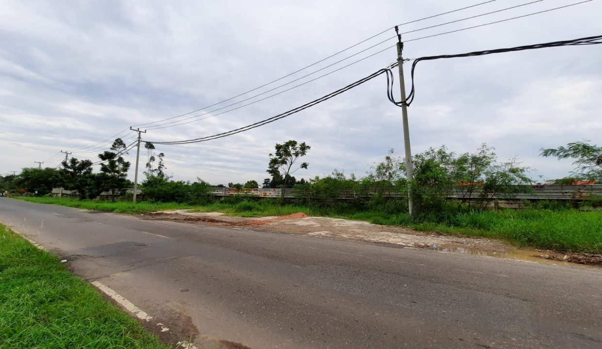 Dijual lahan strategis Luas 3.3 Hektar di jalan raya Noerdin Panji (1)
