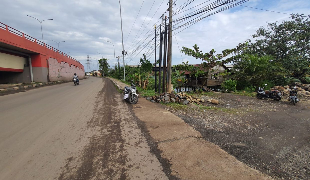 Dijual Tanah Jalan Yusuf Singadekane Musi 2 Palembang' (3)