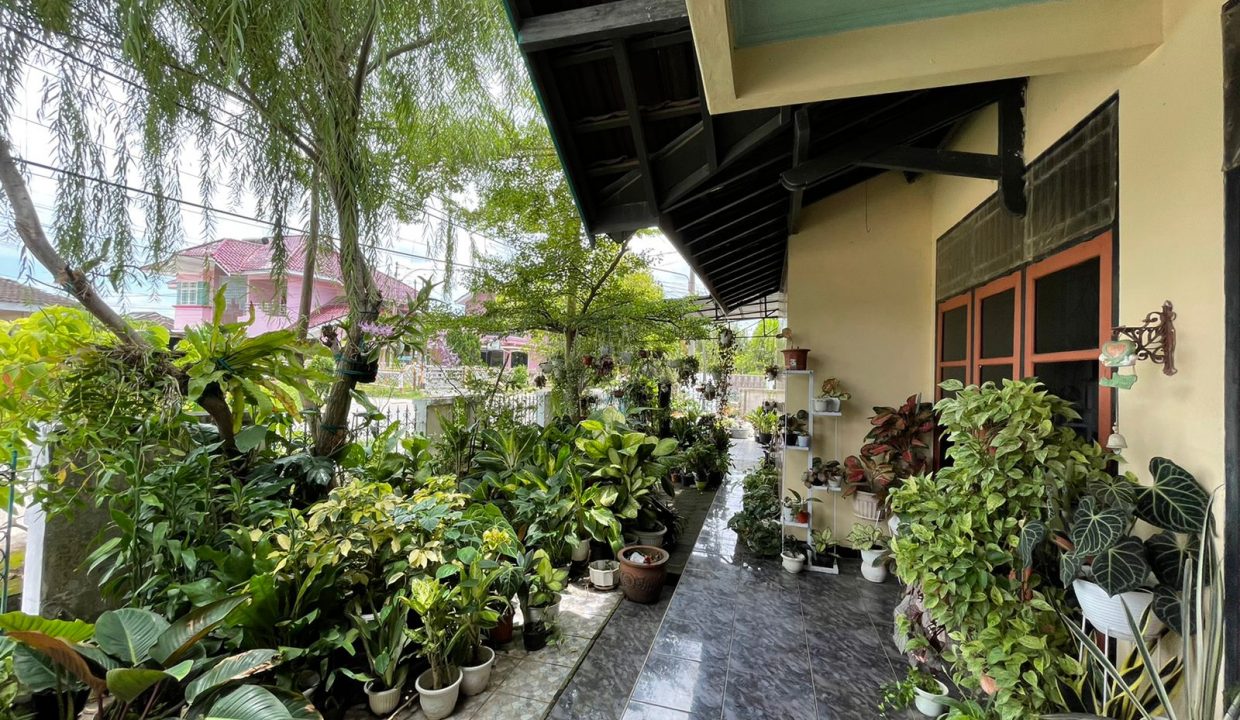 Dijual rumah 2 lantai posisi hook di jalan utama Kompleks Bukit Sejahtera 2 Poligon blok CA no. 01 (6)