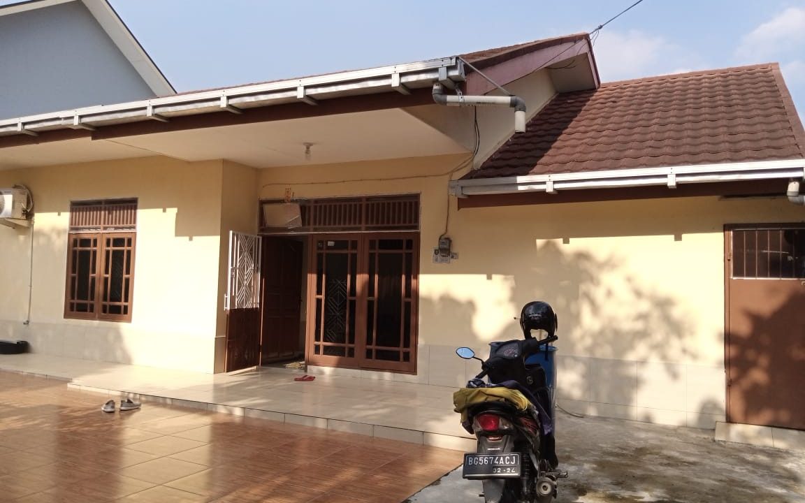 Dijual 1 Unit Rumah Cantik (1)