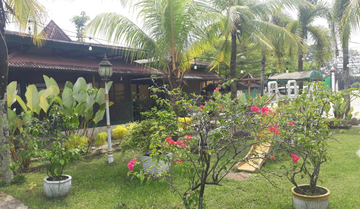 Dijual Resto Warung Bunci (4)