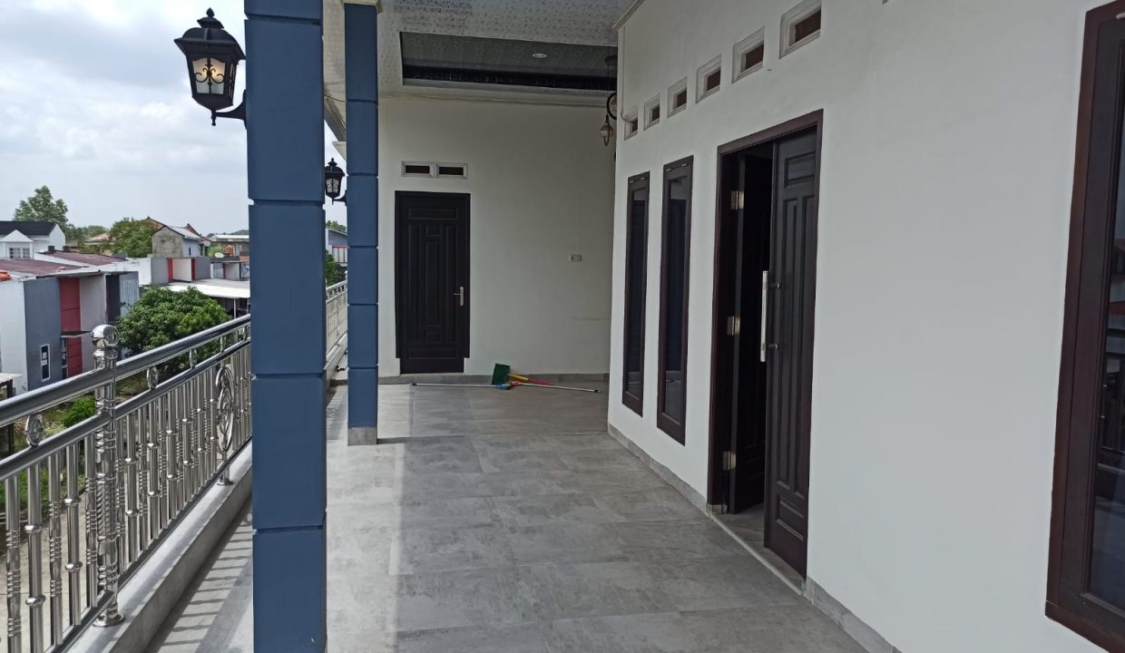 Dijual Rumah Elite Grand Muitiara (13)