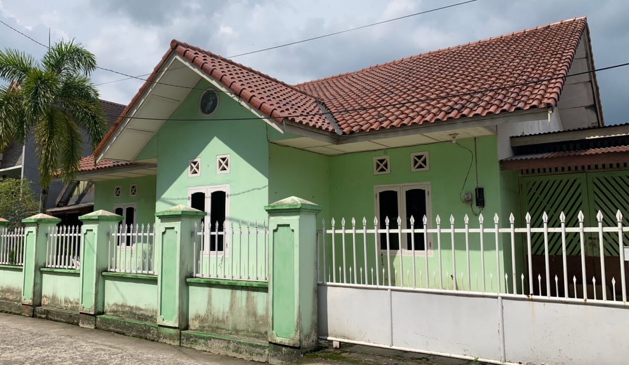 Dijual Rumah Plus Tanah Jalan Pipit Palembang (1,4)