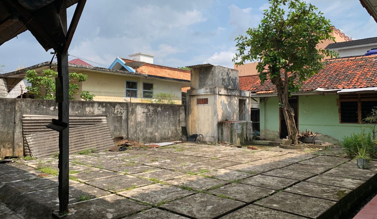Dijual Rumah Plus Tanah Jalan Pipit Palembang (3)