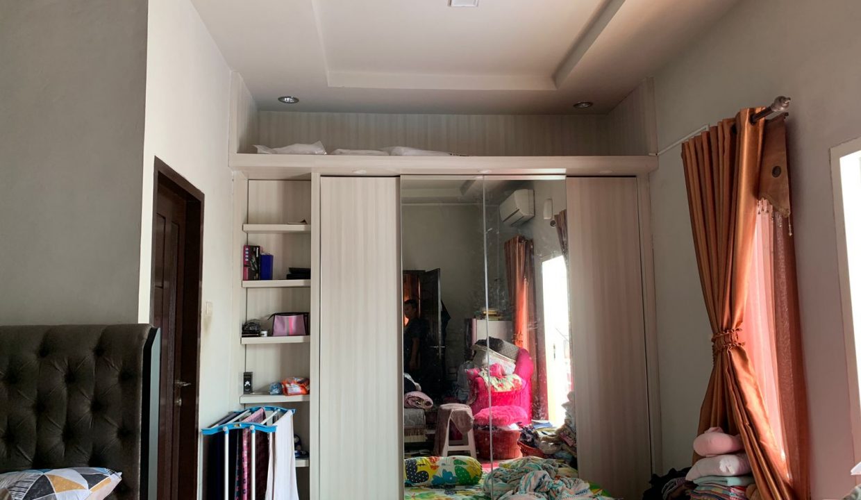 Dijual rumah cantik lengkap dengan kolam renang di lokasi favorit jl Demang Ningrat (5)