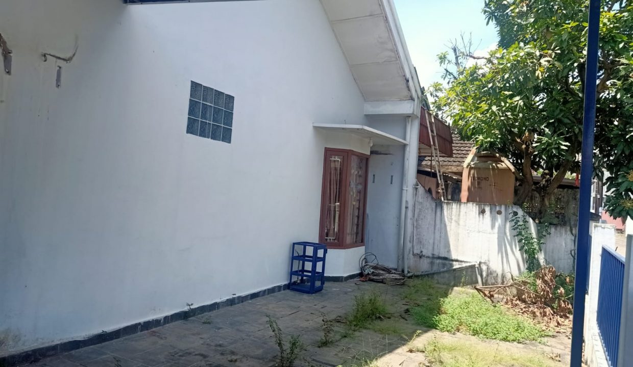Dijual rumah di lokasi strategis Komplek Kedamaian Tahap 2 (11)