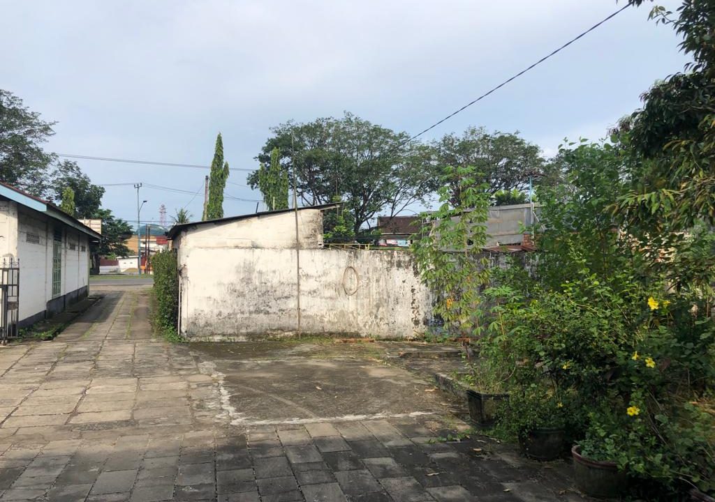 Dijual tanah luas 2.580 m² dilokasi strategis JL Alamsyah Ratu Prawira Negar (6)