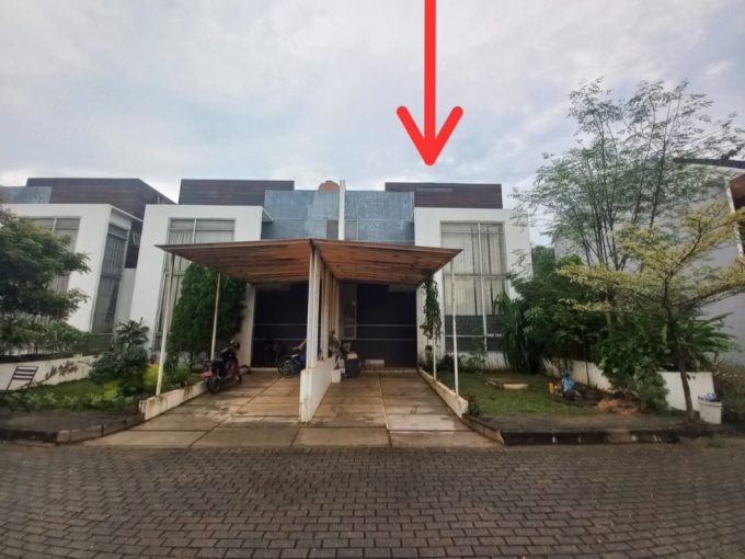 Disewakan Rumah 2 Lantai Elegant di Komplek The Spring, Jln Kenten City Dekat Indogrosir