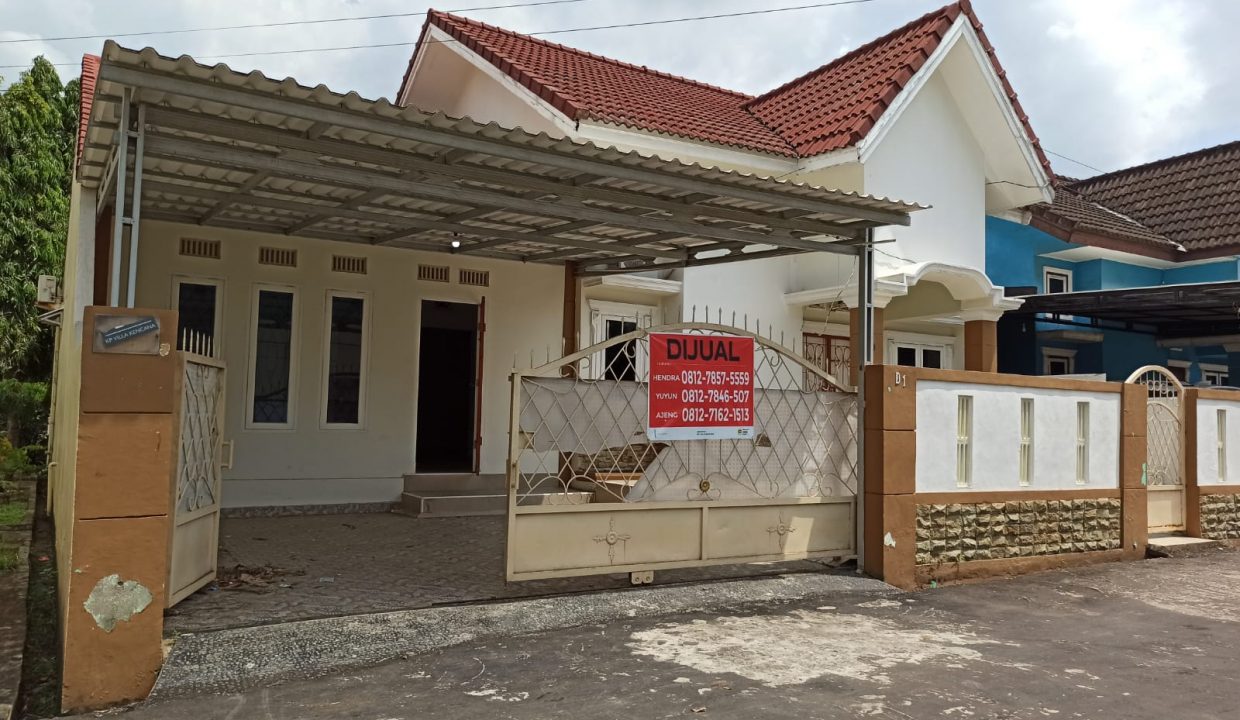 DIJUAL RUMAH CANTIK DAN SANGAT TERAWAT DI PERUMAHAN VILLA KENCANA KM 11 PALEMBANG (1)