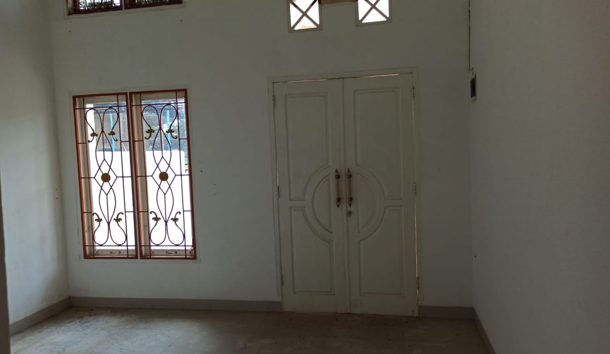 DIJUAL RUMAH CANTIK DAN SANGAT TERAWAT DI PERUMAHAN VILLA KENCANA KM 11 PALEMBANG (9)