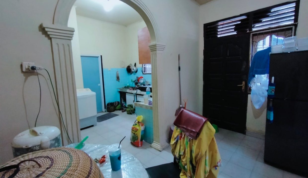 Dijual Rumah Bagus & Terawat di Jl. Kh. Ahmad Dahlan (3)