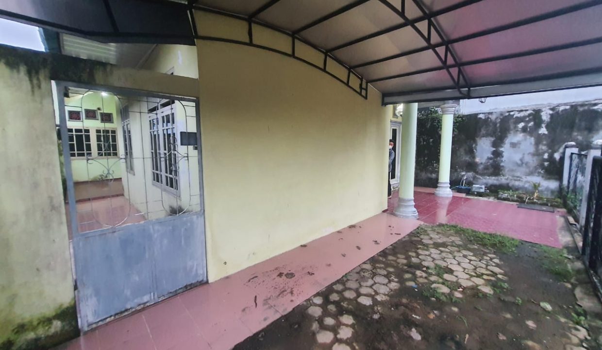 Dijual Rumah Komplek PLN Lama(12)