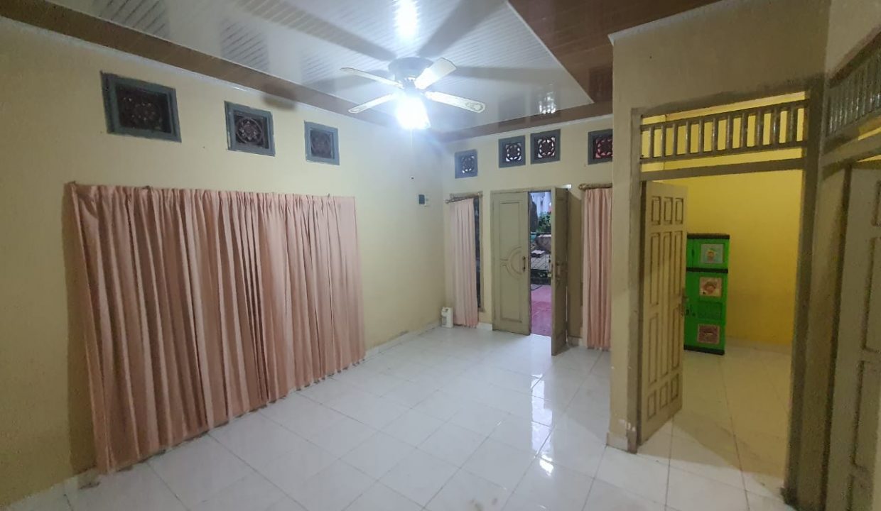 Dijual Rumah Komplek PLN Lama(4)