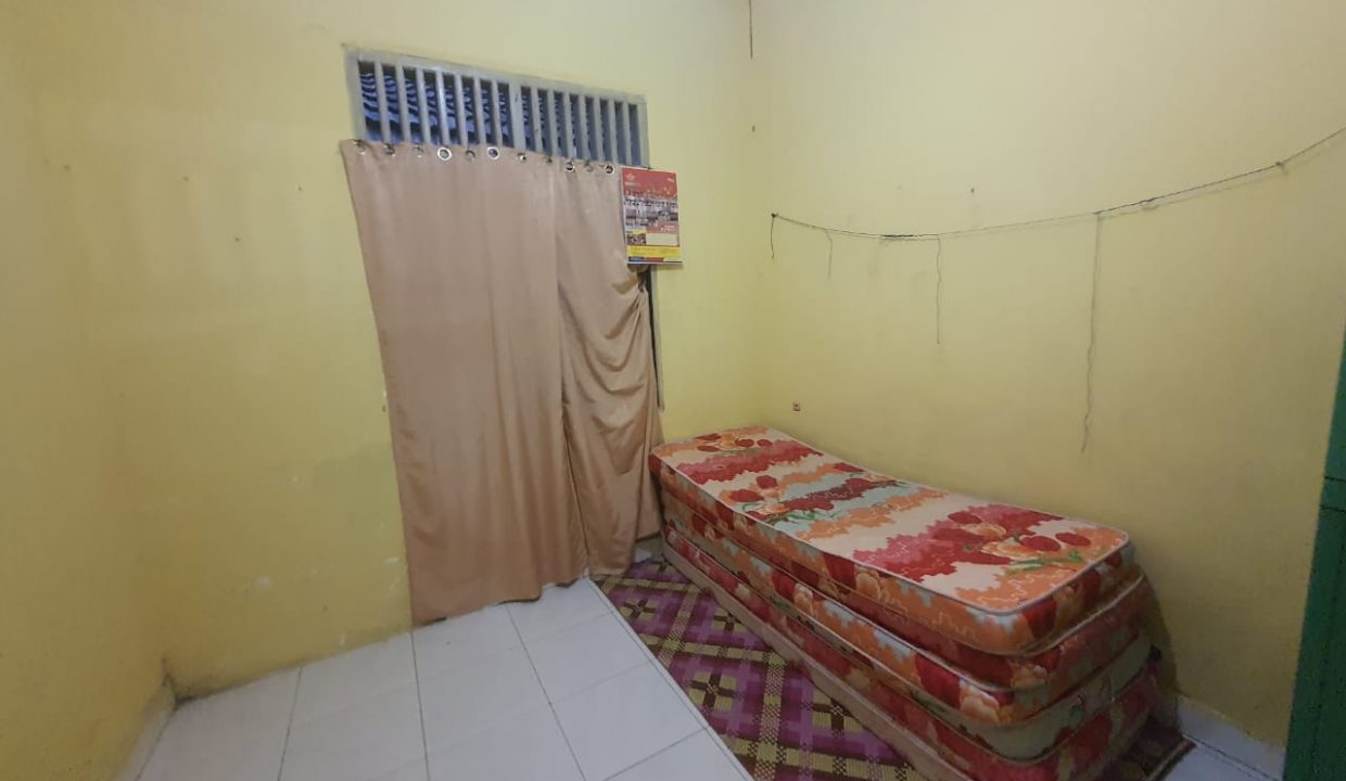 Dijual Rumah Komplek PLN Lama(8)