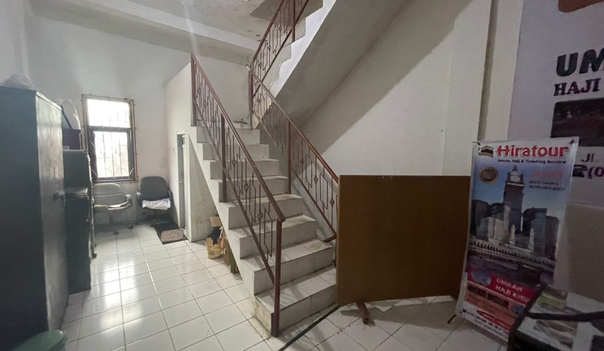 Dijual Ruko 3 Unit Halaman Luas Jln Demang Lebar Daun Palembang (4)
