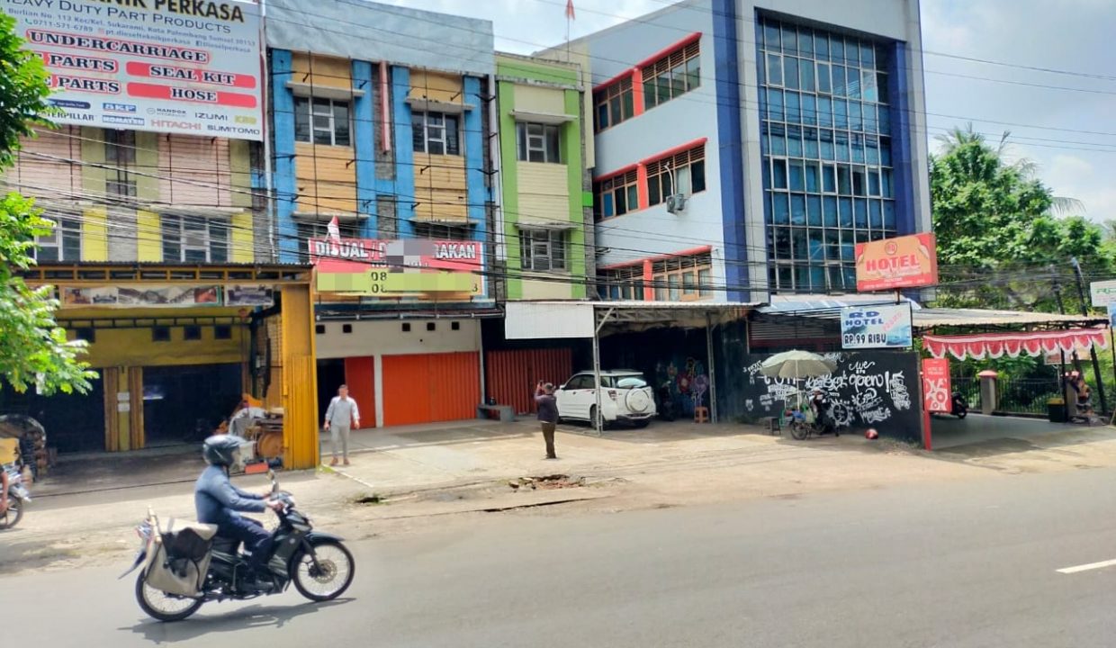 Dijual Ruko 2 Unit di Jln. H. Burlian Km. 7 (1)