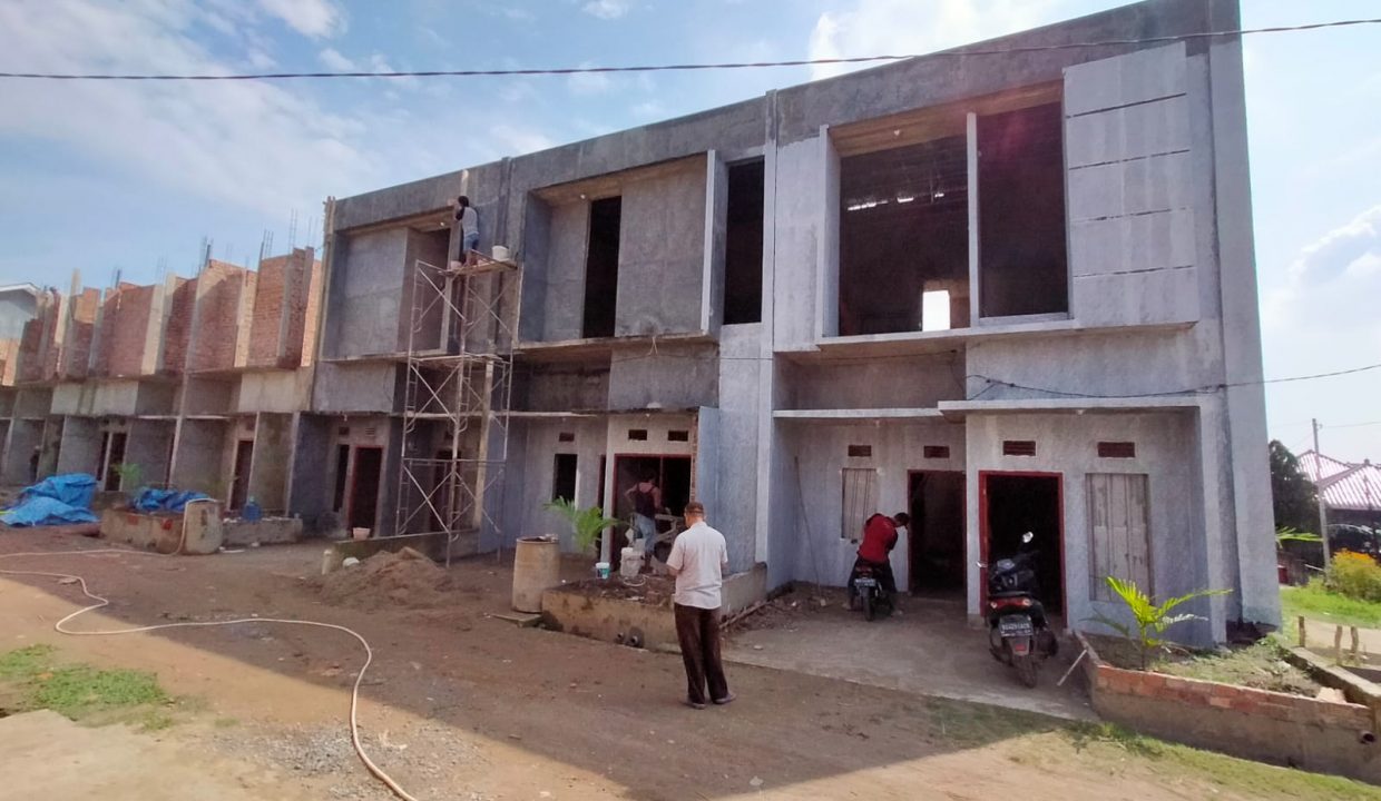 Dijual Rumah 2 Lantai Elegant di Komplek The Spring (5)