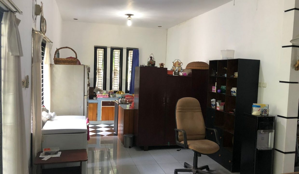 Dijual Rumah Di jalan mesjid (2)