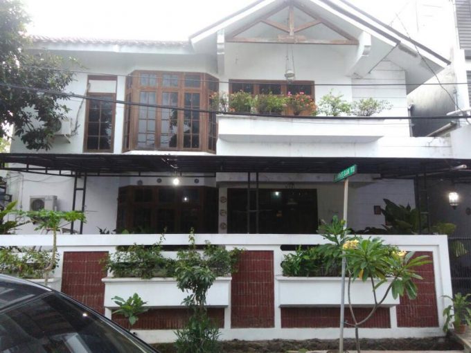 Dijual Rumah Bagus Komplek Taman Aries Kebun Jeruk Jakarta Barat