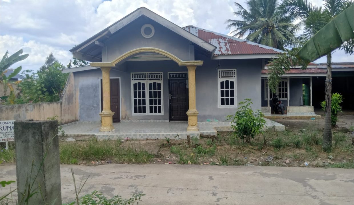 Dijual Rumah Jalan Sungai Dapet (1)