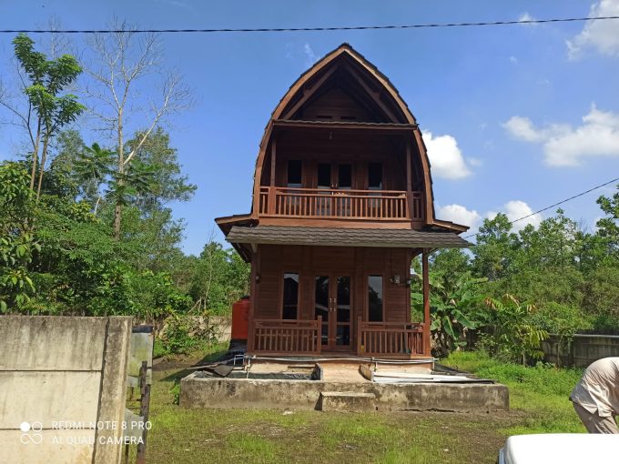 Dijual Tanah Plus Rumah Kayu Bongkar Pasang Jalan Pesona Sematang