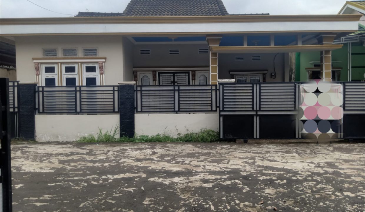 Rumah Komplekm Griya Hero (0,1)