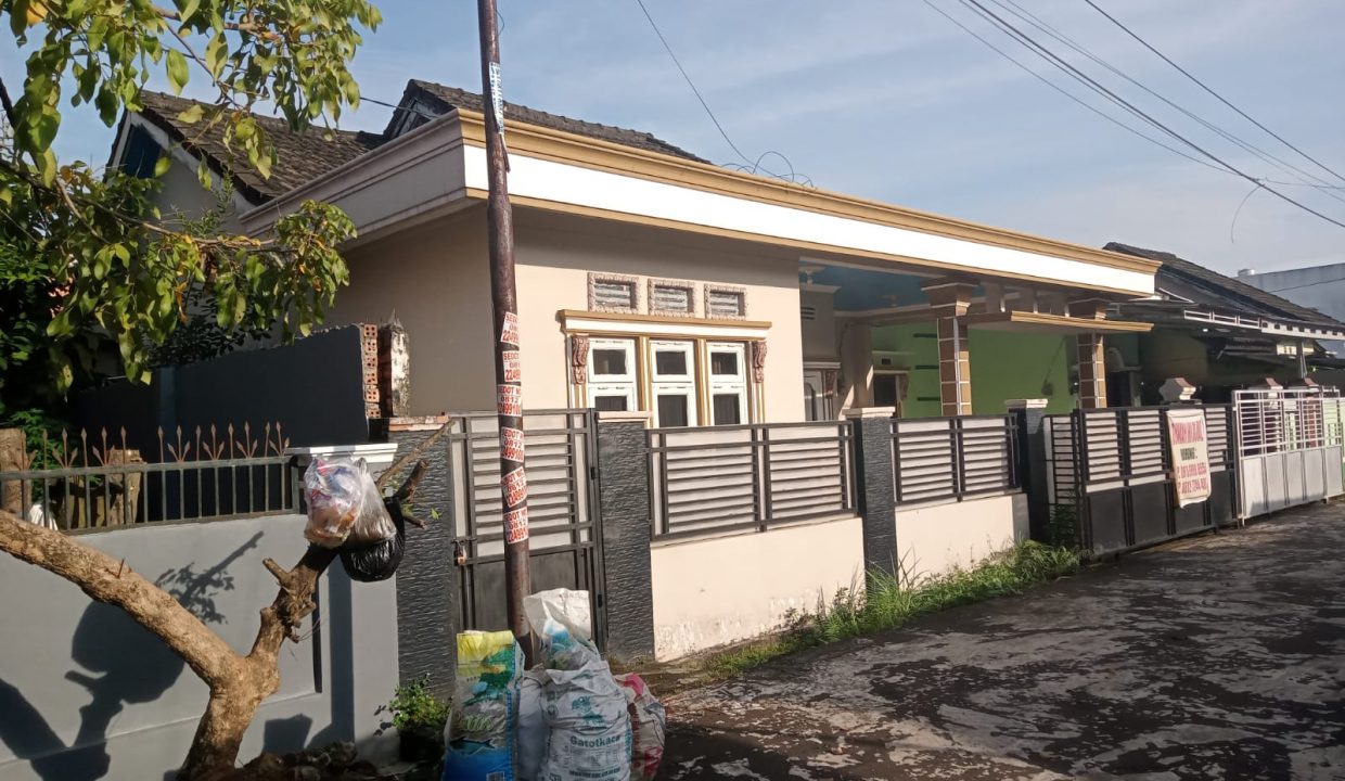 Rumah Komplekm Griya Hero (0,2)