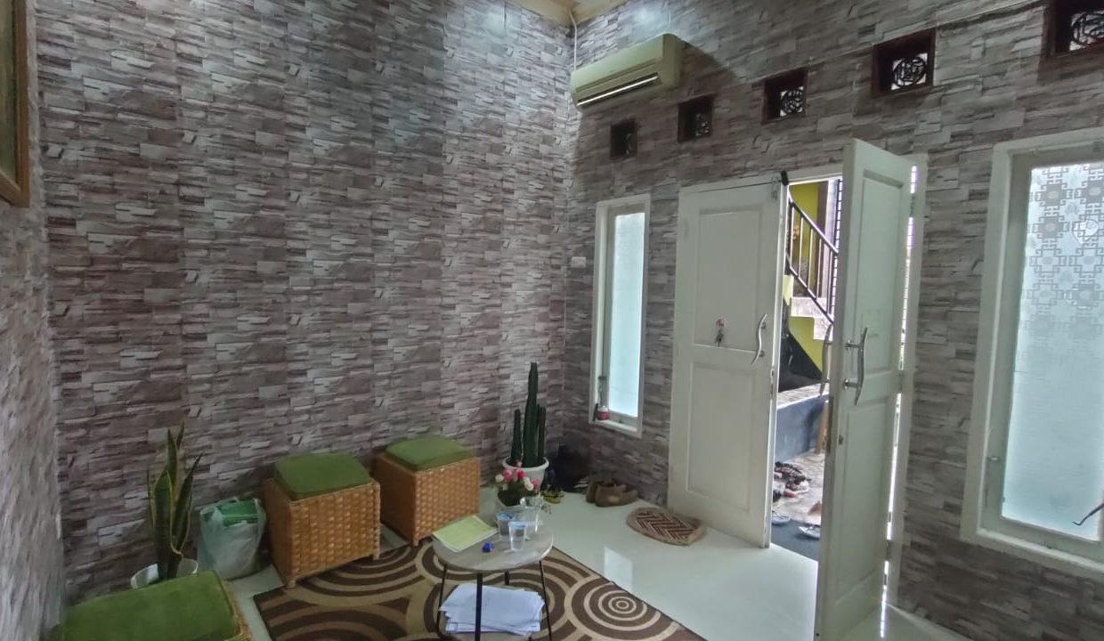 dijual rumah 2 lantai depan gramedia (3)