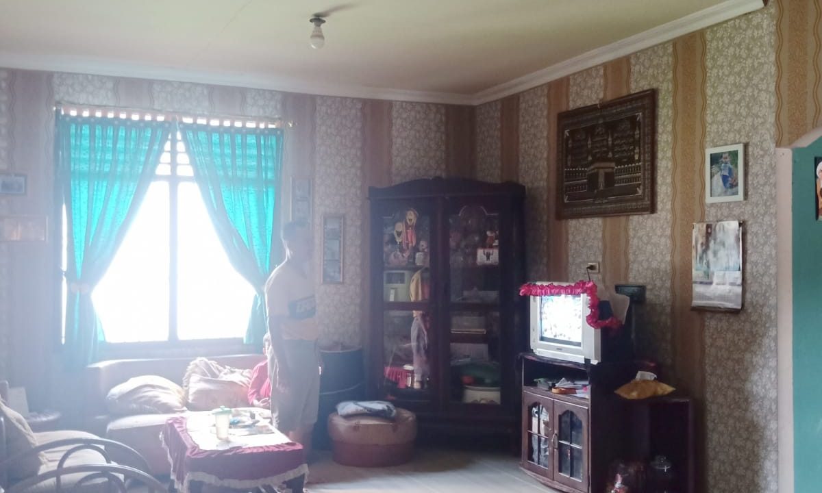 DIJUAL RUMAH ASRI DAN HALAMAN DEPAN LUAS (2)