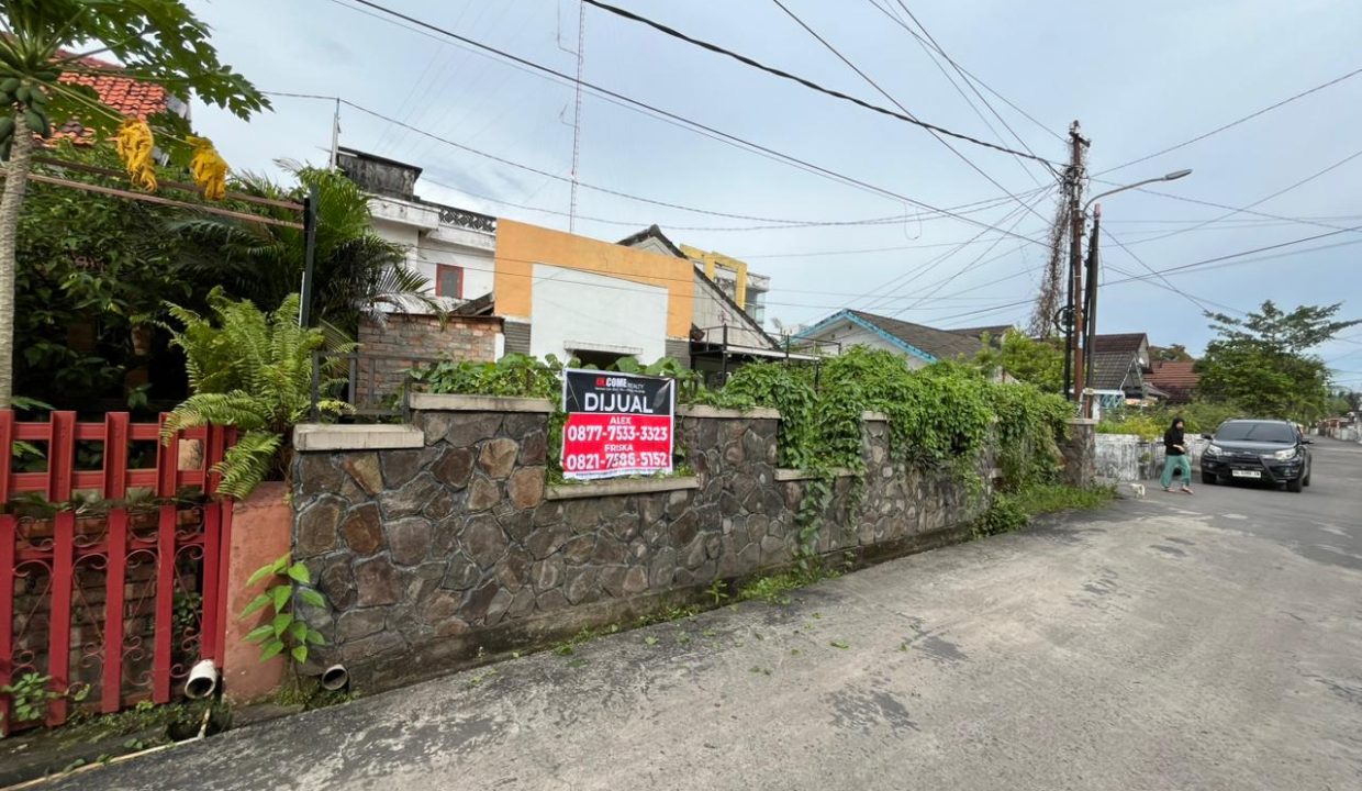 DIJUAL TANAH BONUS RUMAH JALAN GRESIK PALEMBANG (0,4)