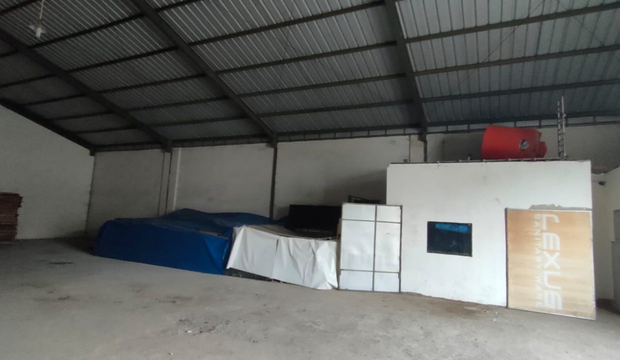 Di Jual Gudang di Komplek Pergudangan Griya Bandara (2)