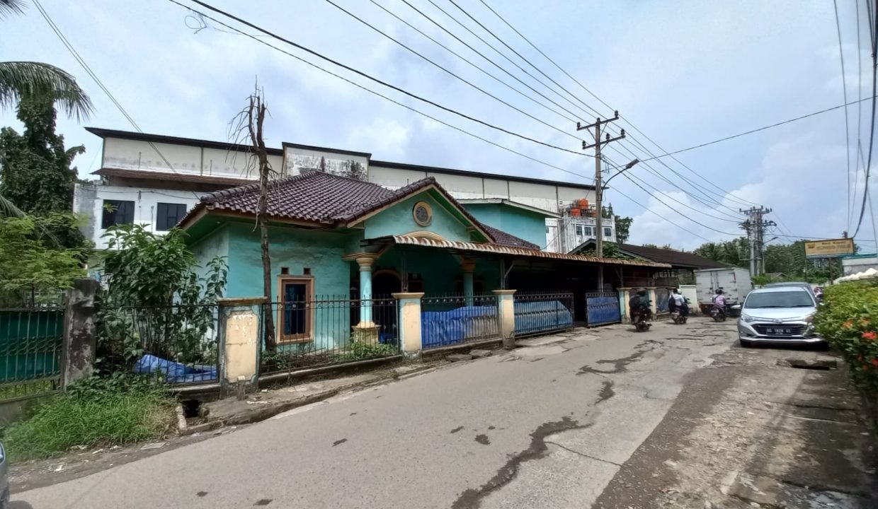Dijual Rumah Bagus dan Terawat di Jalan Lunjuk Jaya (1)