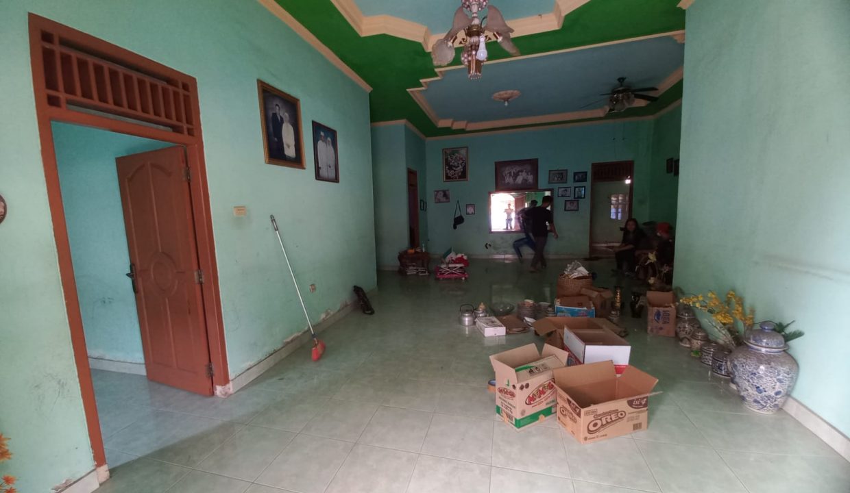 Dijual Rumah Bagus dan Terawat di Jalan Lunjuk Jaya (3)